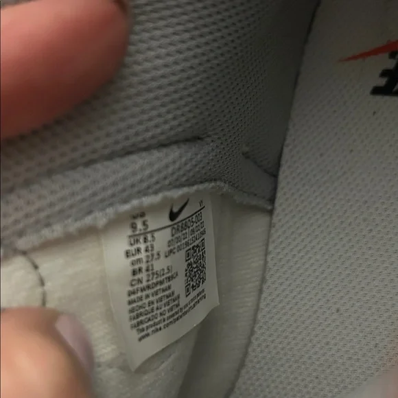 Nike Gray and White high top Sneakers - Picture 5 of 5